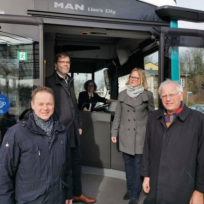 Bild vergrößern: Busverkehr im Stundentakt - Kreis Ostholstein und Stadt Eutin bauen Nahverkehr in und um Eutin aus