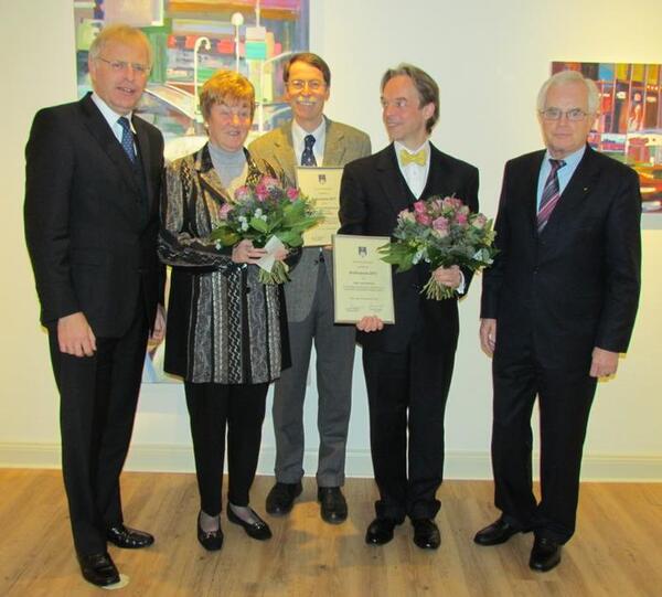 v.l.: Landrat Sager, 1. Vors. Hildegard Kunow, 2.Vors. Dr. Thomas Haller, Jan Kollwitz, Kreispräsident Wegner