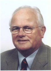 Kreispräsident  Richard Henneberg