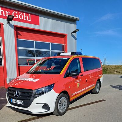 Bild vergrößern: Das neue Mehrzweckfahrzeug der 4. Brandschutzbereitschaft